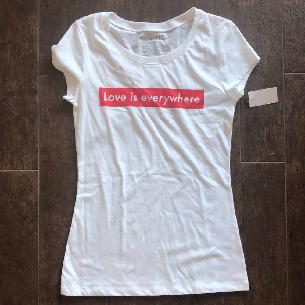 Short sleeve graphic T, junior fit